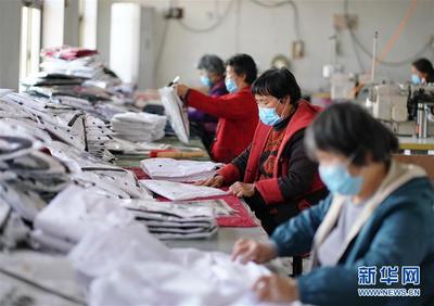 河北巨鹿 扶貧‘微工廠’助力電纜經(jīng)營(yíng)，訂單趕制繁忙